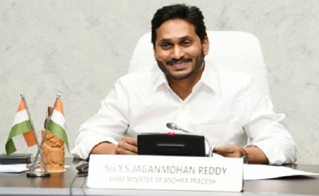 Jagan Shuffles, Resuffles Visakha Officers